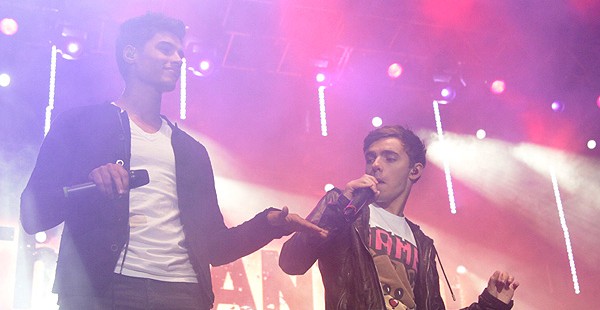 Nathan Sykes performs with previous band The Wanted. Photo Creds: https://www.flickr.com/photos/focka/