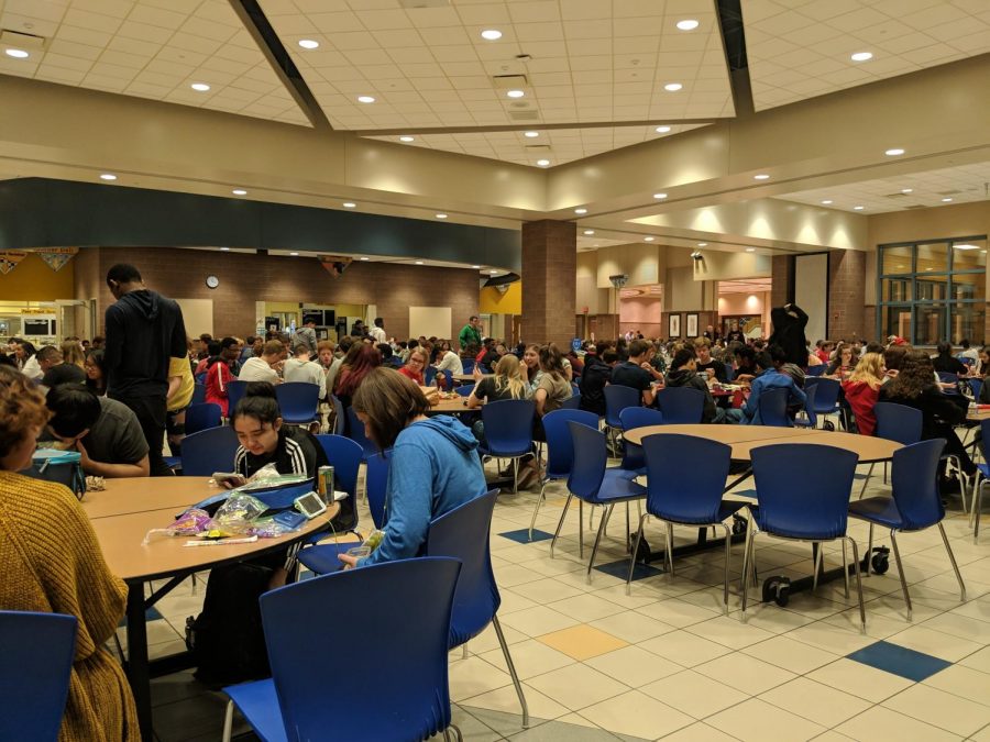Students+eat+lunch+in+the+FHS+cafeteria%2C+where+the+first+redistricting+meeting+was+held+on+Oct.+24.+The+second+one+will+take+place+at+HSE.