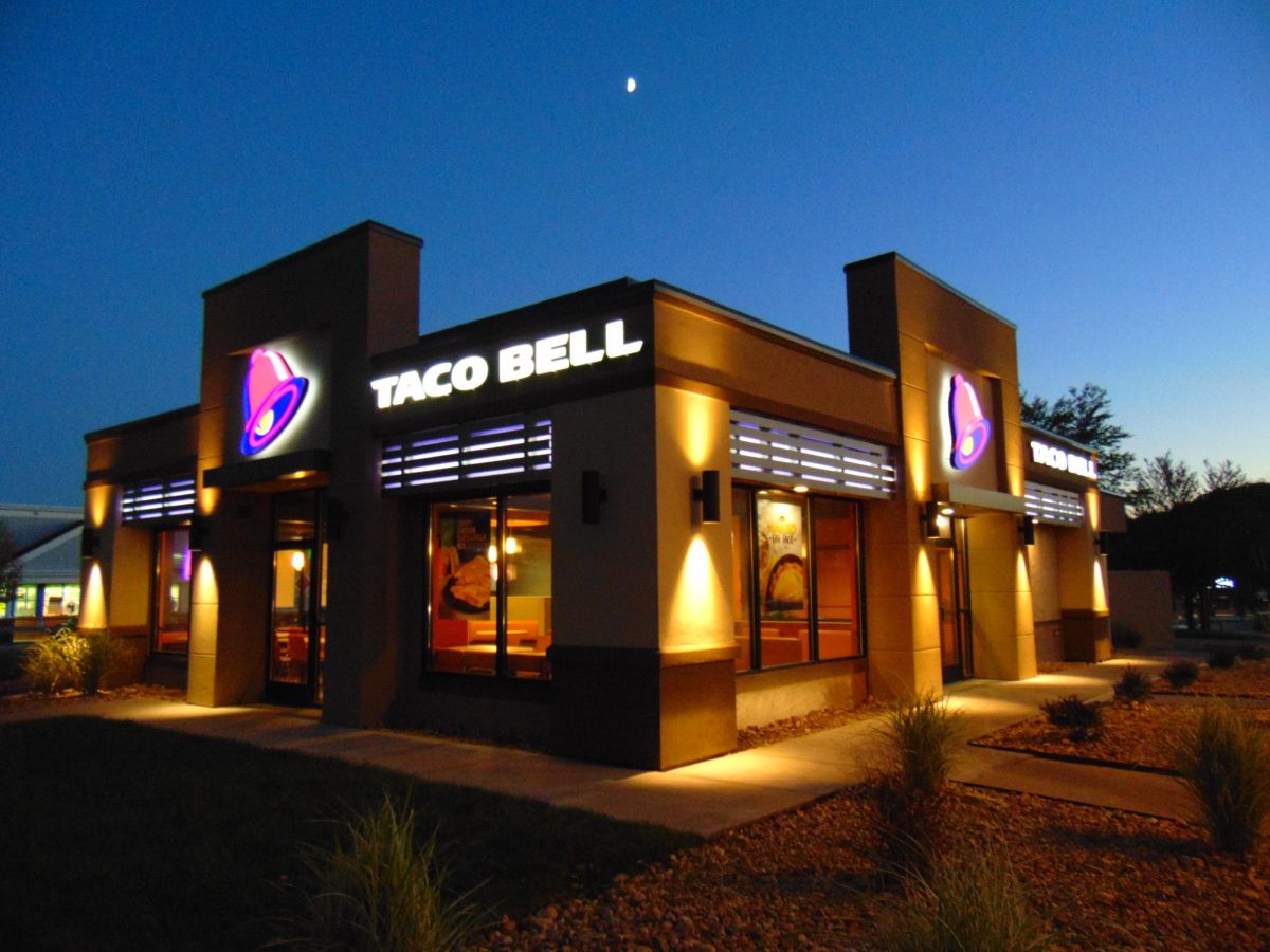 An image showing a Taco Bell. Photo courtesy of creative commons. 