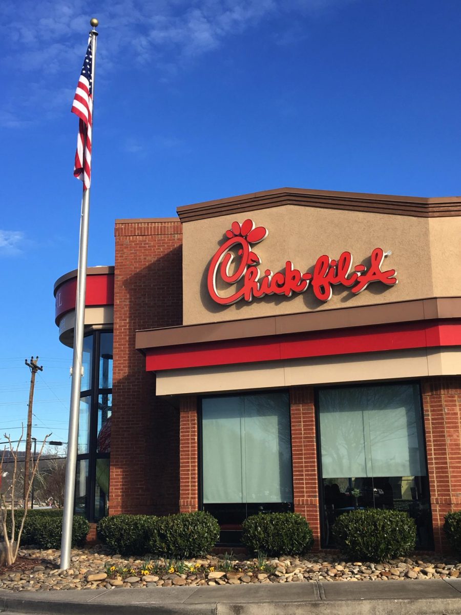 This is what a typical Chick Fil A franchise looks like and an example of where many teenagers choose to work.  Photo courtesy of creative commons. 