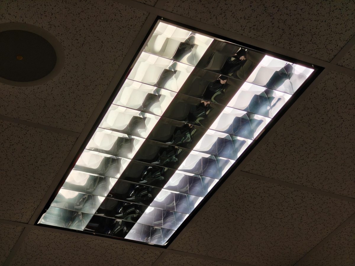 A picture of a classroom light. Taken by PJ Collins Jan. 22. 2026.
